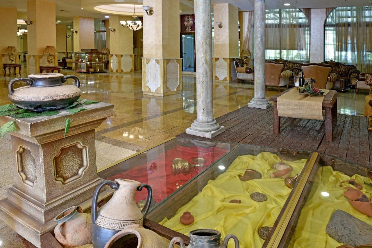 Estreya Residence Hotel And Spa Saints Constantine and Helena Bagian luar foto