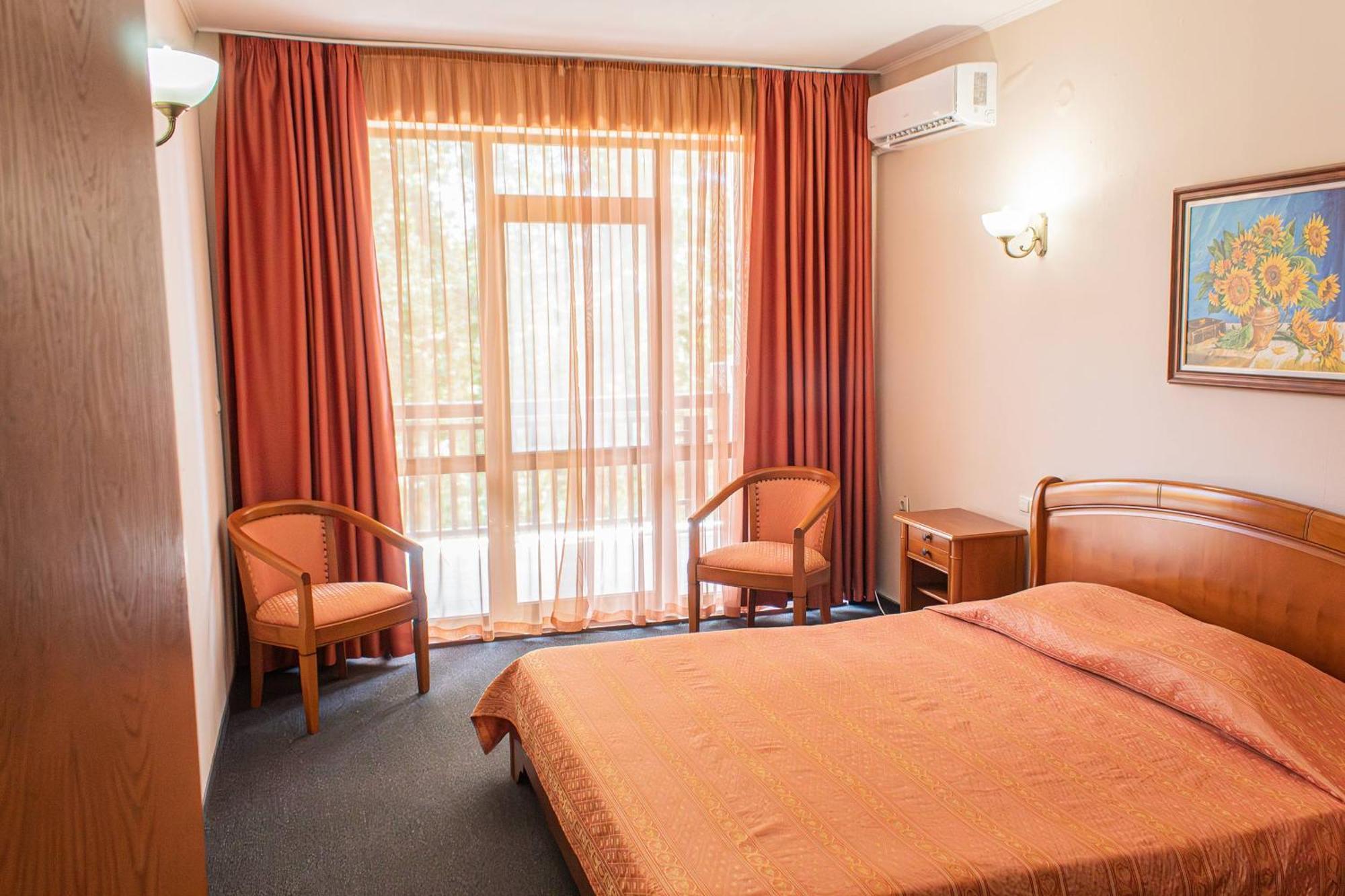Estreya Residence Hotel And Spa Saints Constantine and Helena Bagian luar foto