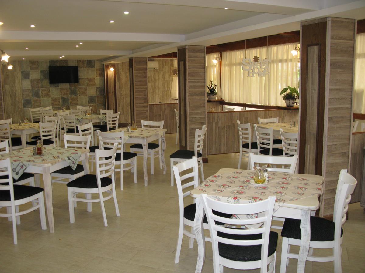 Estreya Residence Hotel And Spa Saints Constantine and Helena Bagian luar foto